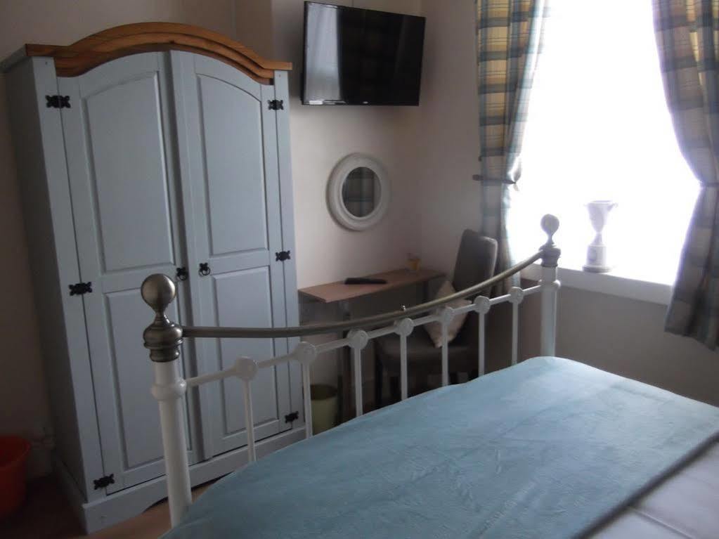 J'S Mayfair Guest House Blackpool Dış mekan fotoğraf
