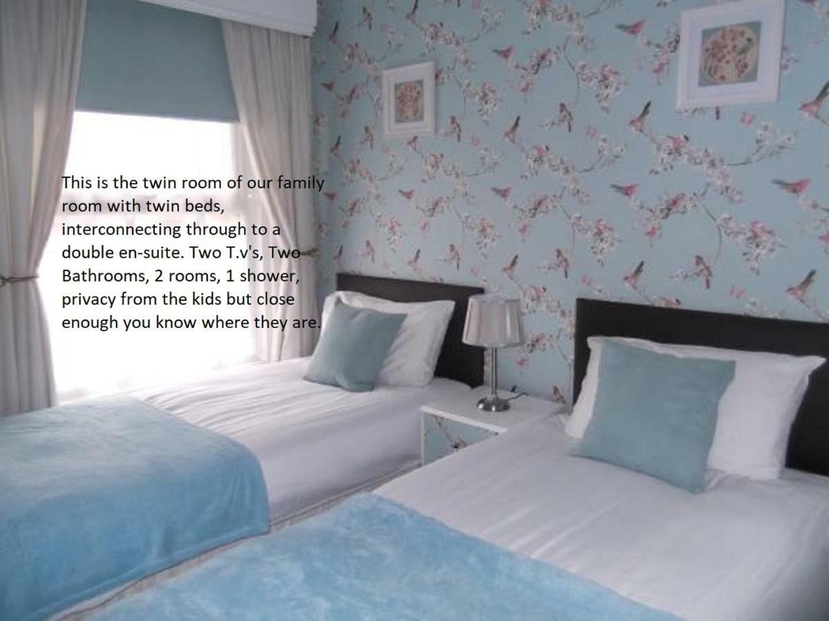 J'S Mayfair Guest House Blackpool Dış mekan fotoğraf